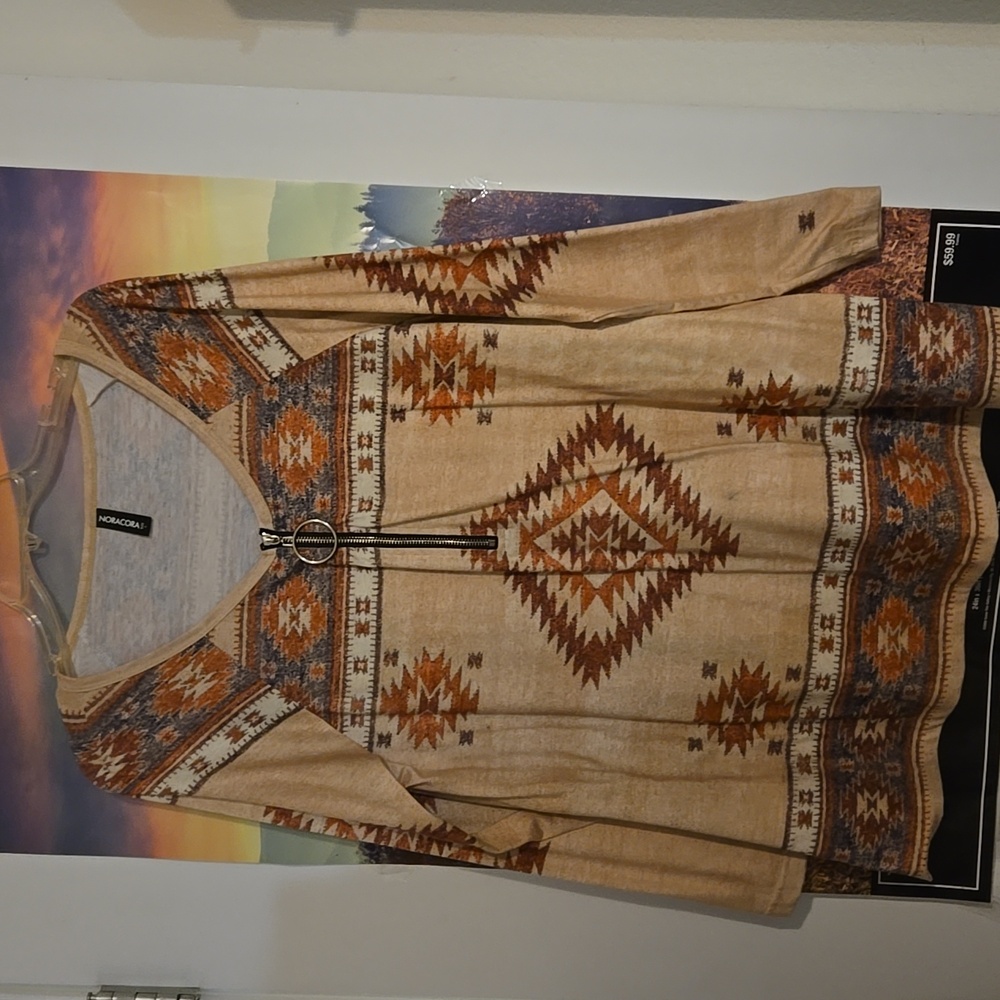 Aztec Print Beige and Orange Women's Top, Size large, Noracora